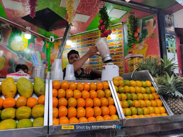 Delhi Ice Cream Shakes & Juice Corner - 2