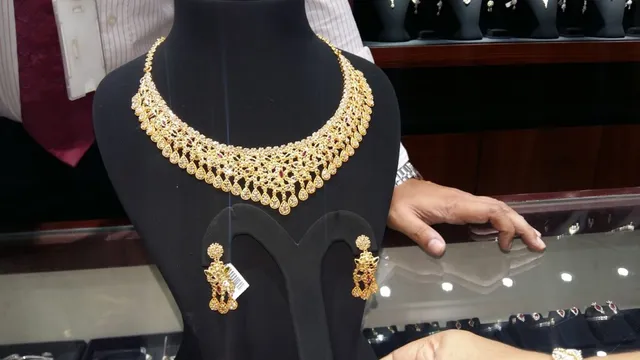 Joyalukkas Jewellery Kolkata - 4