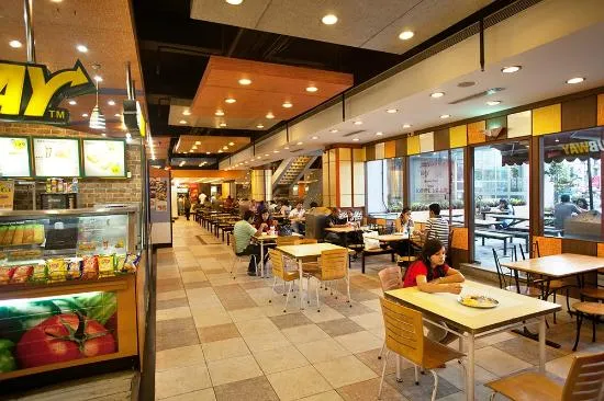 Forum Courtyard Mall - 4