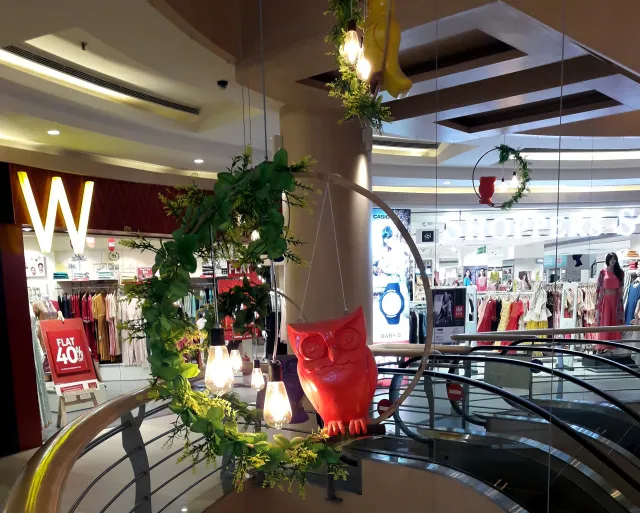 Forum Courtyard Mall - 6