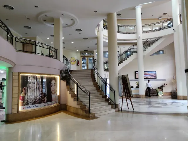 Space Town Swimming Pool - 4