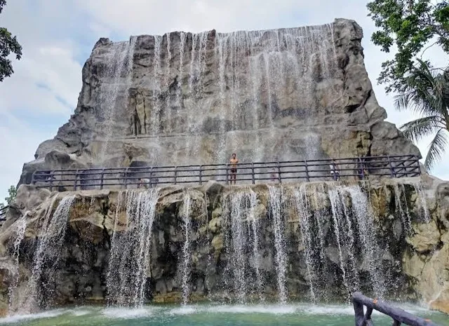 Aquatica Banquet Resort & Water Park - 2