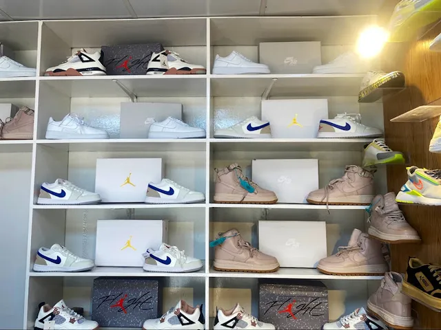 Aastha Spa : Best Family Spa in Park Street, Kolkata | Certified spa in Kolkata | 10 + years - 5