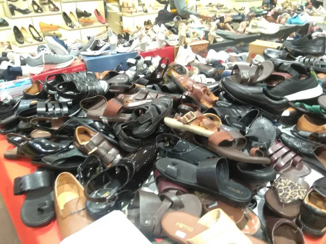 Mochi Shoes Kolkata - 3