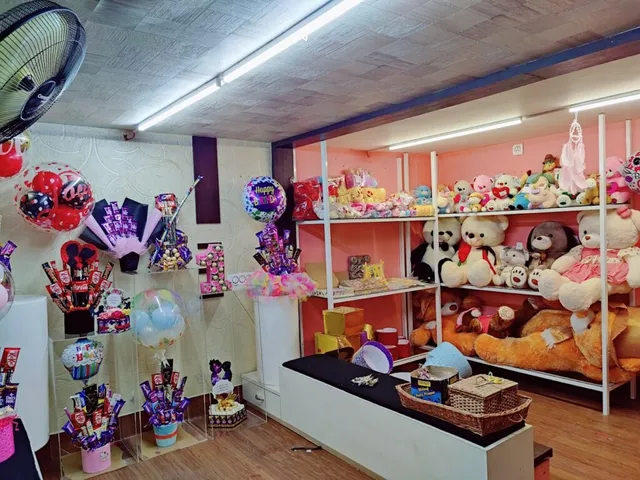 Candy Wrap: Gift Shop, Cake Shop, Balloon Shop, Party Planner - 3