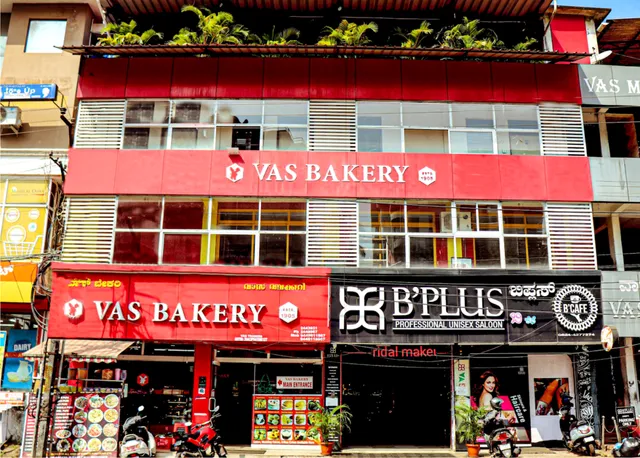 Vas Bakery - 4
