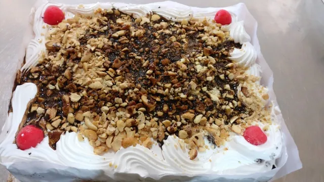 Bonbons Cakes & Pastries - 5