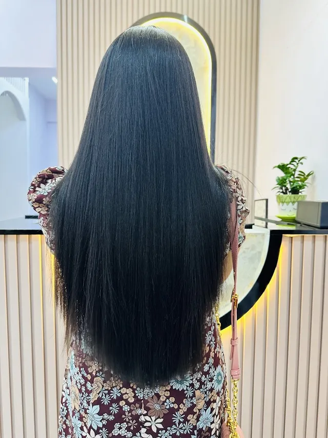 Blink Unisex Salon - 5