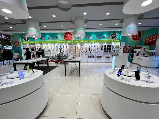 Poorvika Mobiles Mangalore - Forum Fiza Mall - 4