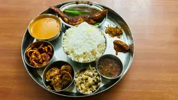 SHETTY LUNCH HOME - 5