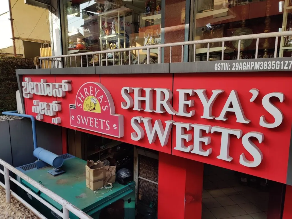 Shreya's Sweets- Hampankatta