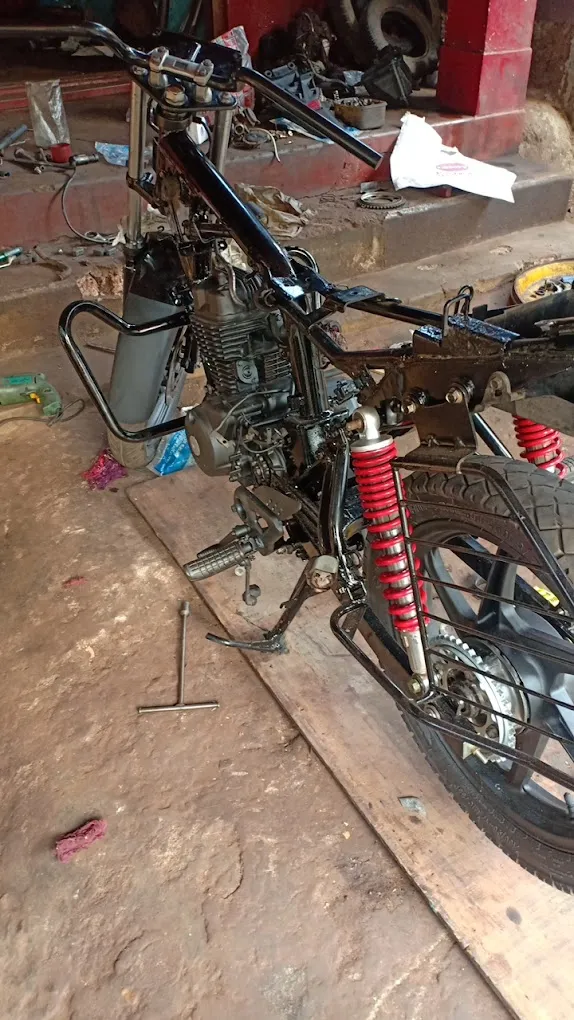 Raj Auto Works- 2 Wheeler Workshop - 3