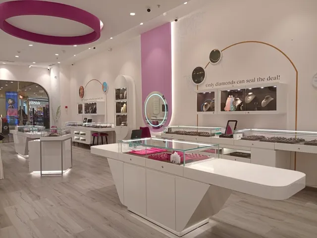 CaratLane Fiza By Nexus Mall - Mangalore - 2