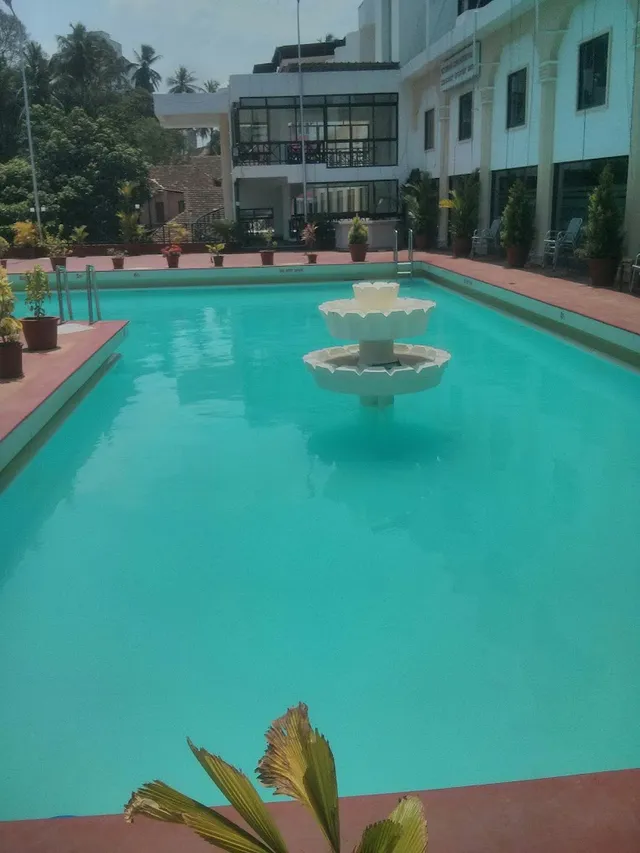 Moti Mahal Swimming Pool - 4