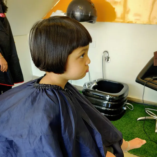 ROHINI'S AURA SALON & SPA - BEAUTY PARLOUR ACADEMY - 6