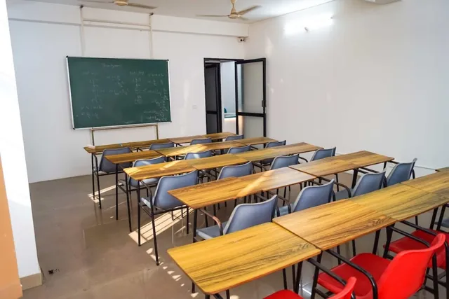 KNOWSAT LEARNING - Best CET NEET JEE 10th 11th 12th PUC Board engineering coaching tuition class mangalore (Crash/long term) - 2