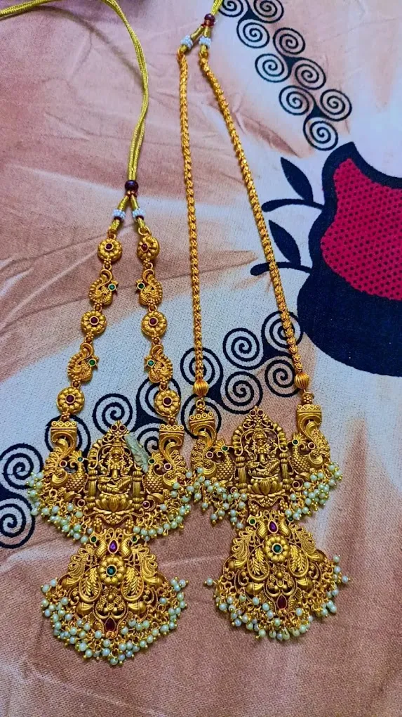 Runthestyle Rental clothing and jewelry brand - 4