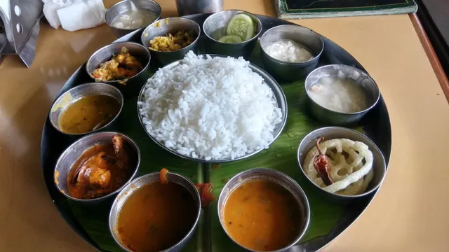 Garden Restaurant - 4