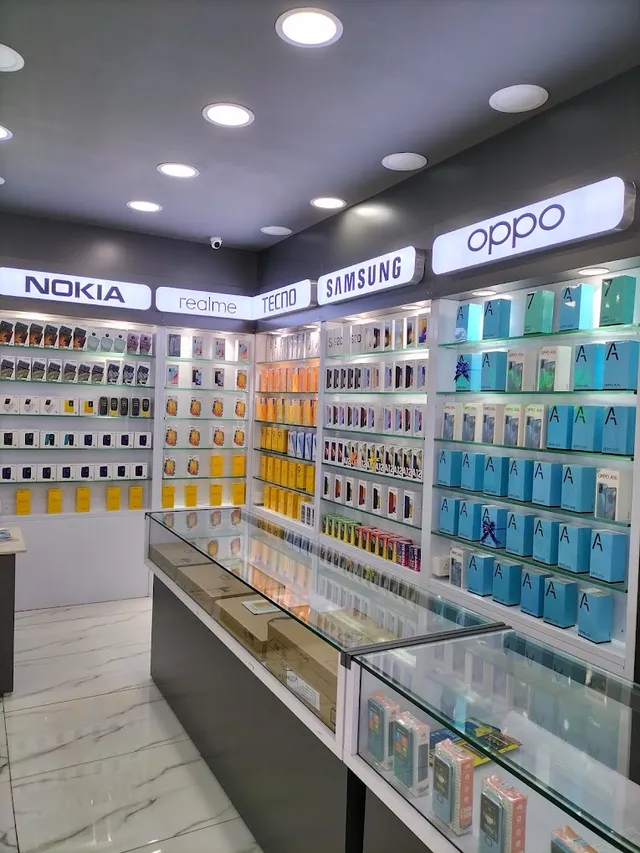 Supreme Mobiles - Opp to Coffee house, Ooty - 4