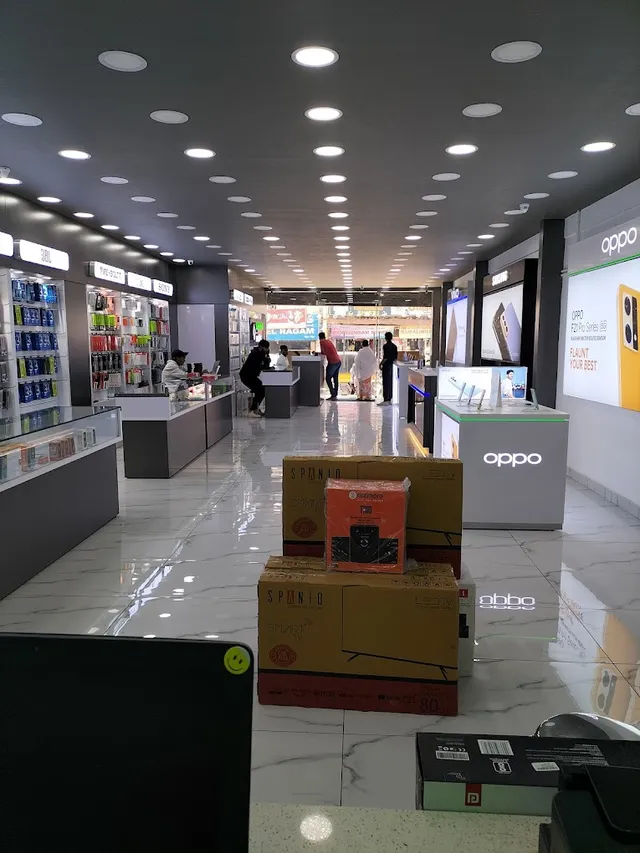 Supreme Mobiles - Opp to Coffee house, Ooty - 6