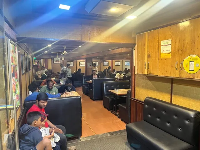 Hotel Blue Hills - 2