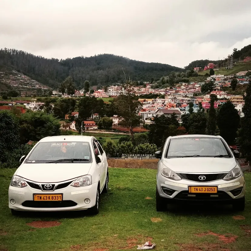 The Black & White Travels (Holidays)