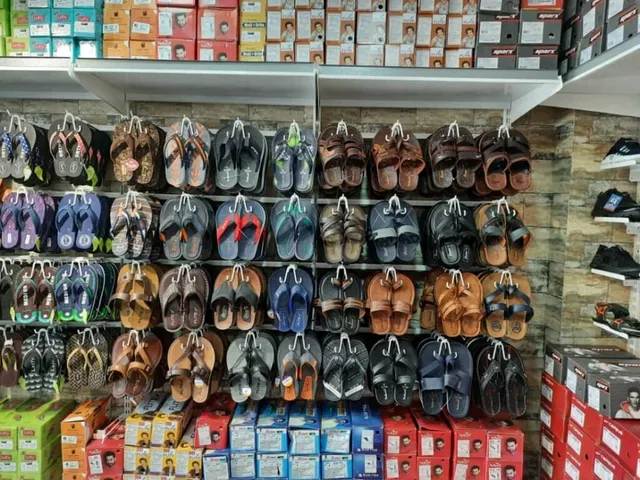 Mari Gold The Leather Store - 2