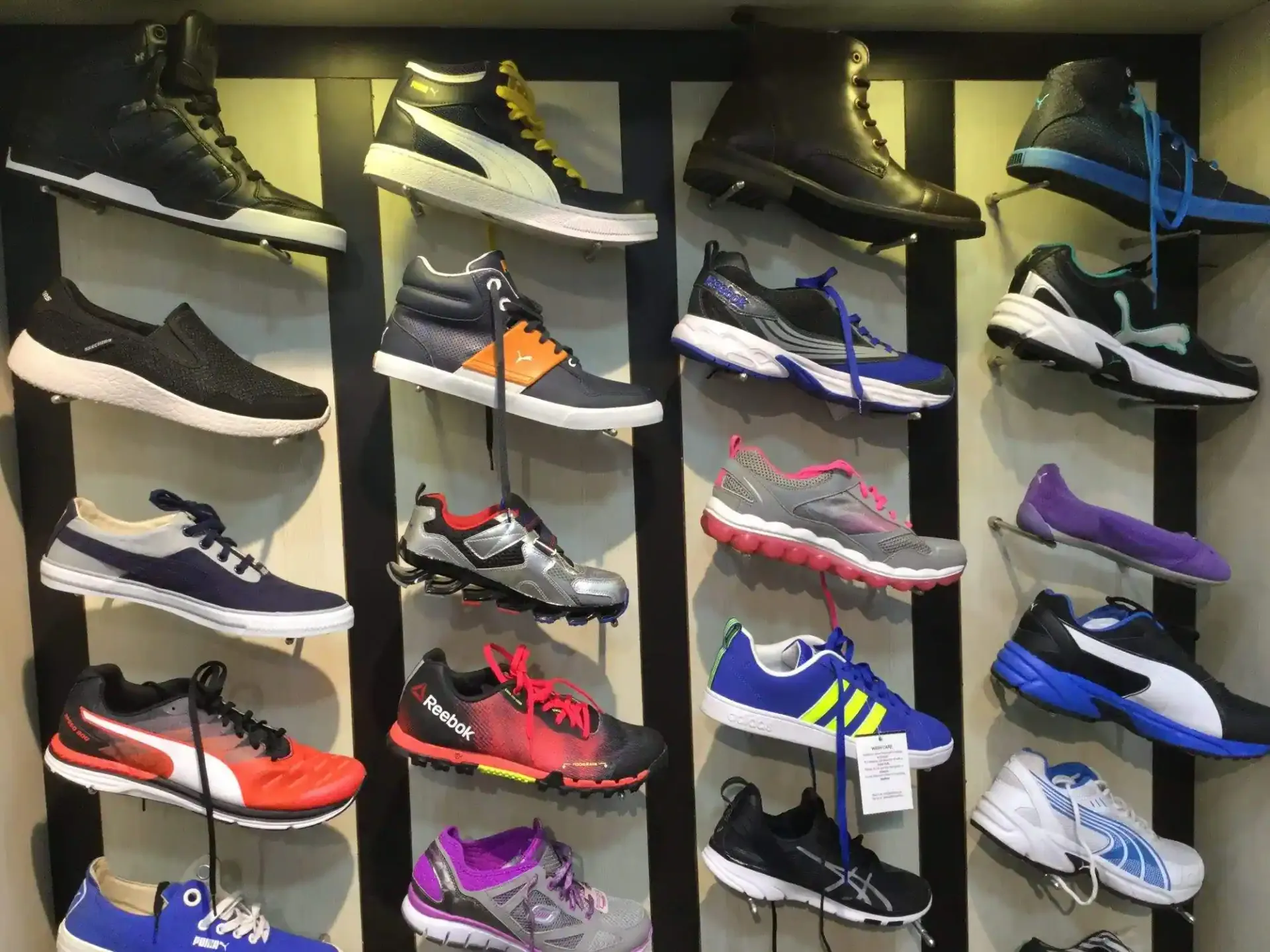 Mari Gold The Leather Store