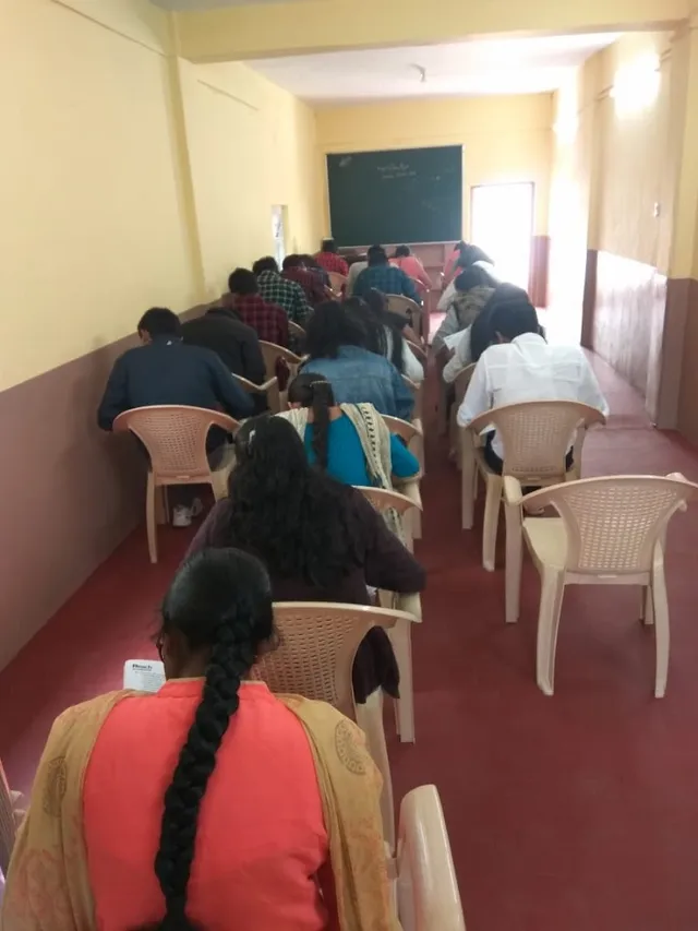 The iwis Academy - 5