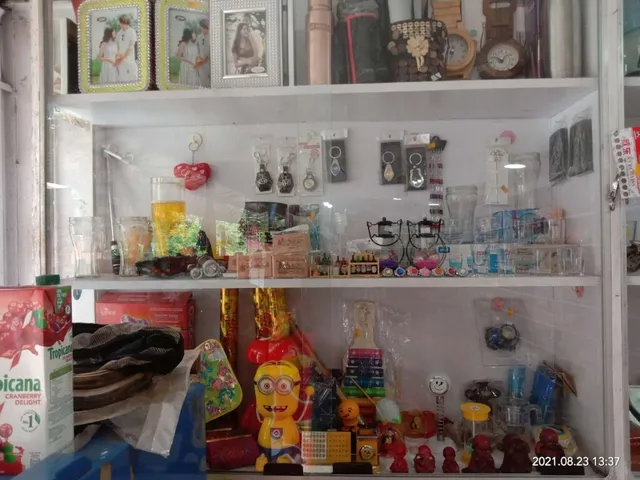 Emirates Super Market & Garments - 2