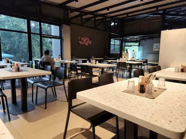 Park Astoria - A Multicuisine Non Veg Restaurant - 2