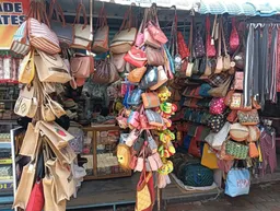 Tops and bags collections