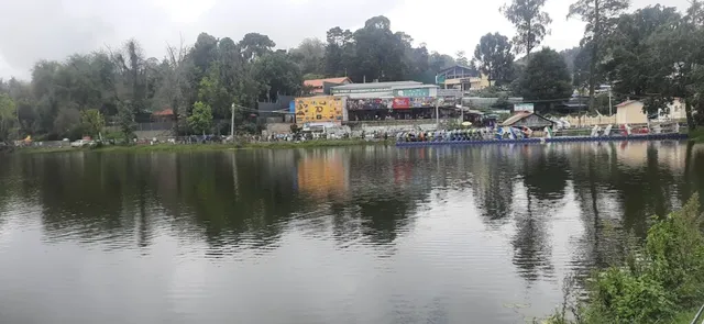 Water fountain (kodaikanal lake) - 2