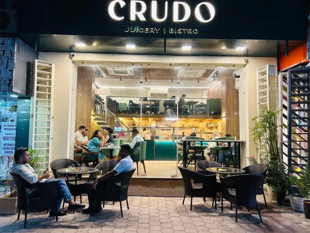 Crudo Juicery - 5