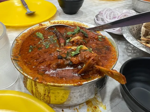 Capital Restaurant & Bar-be-que - 4