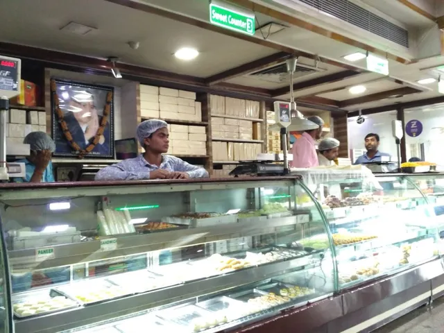 Sham - Sweets & Snacks - 4