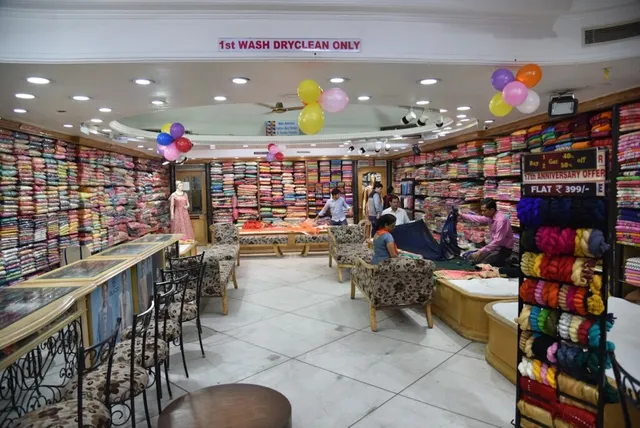 TRIBHUVAN FAMILY STORE-Sarees Showroom in Gurgaon,Garments Showroom in Gurgaon,Kids Store in Gurgaon - 4