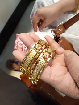 SHREE GIRIRAJ JEWELLERS-Jewellery Showrooms in Gurgaon - 4