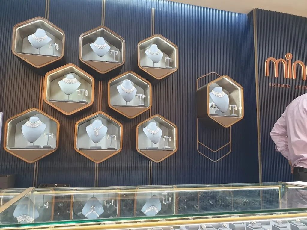 Malabar Gold and Diamonds - MG Road - Gurugram