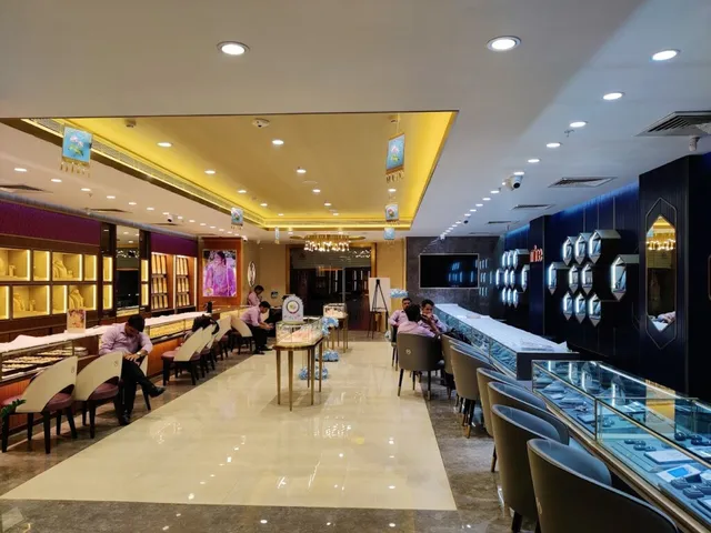 Malabar Gold and Diamonds - MG Road - Gurugram - 3