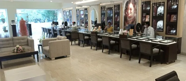 Tanishq Jewellery - Gurgaon - Sector 14 - 2
