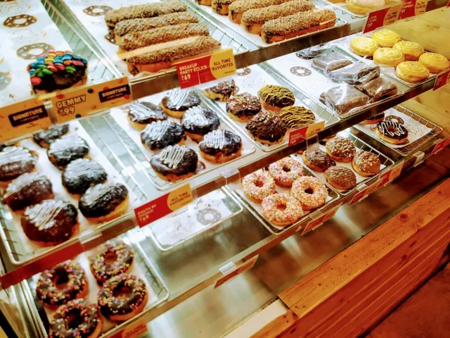 Hush Puppies, MGF Metropolitan Mall - 4