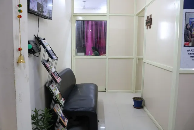 Goyal Classes for NEET/IIT-JEE/Foundation/Boards - 3