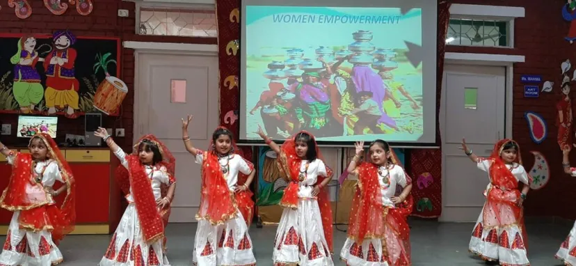 Fancy Dress : Crazy Frog