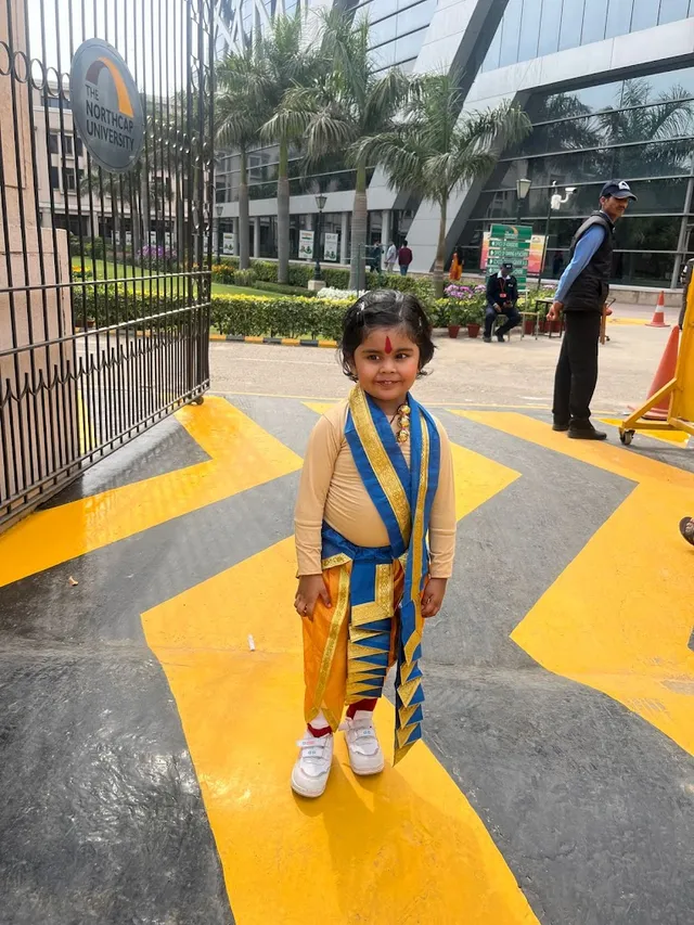 Fancy Dress : Crazy Frog - 5