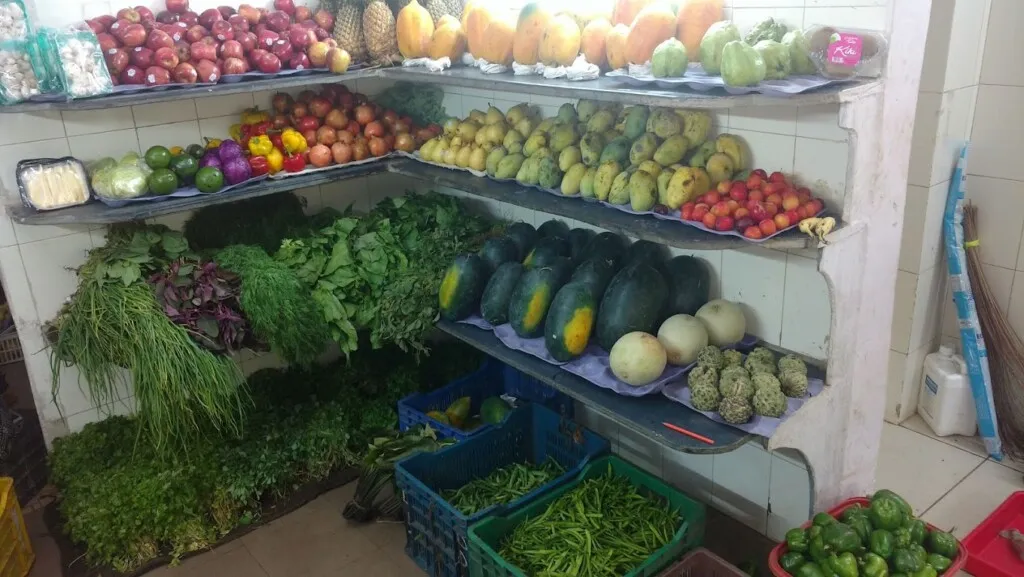 SAGA MARKET - Shree Mahalaxmi Shetkari Bachat Gat, Branch-4