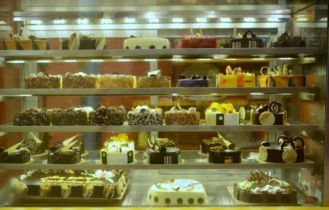 Merwans Cake Shop - 4