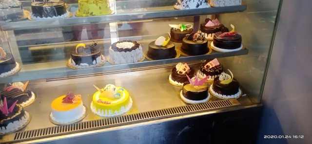 Bake Ur Day a Custome Cakery - Cake Shop in Thane - 5