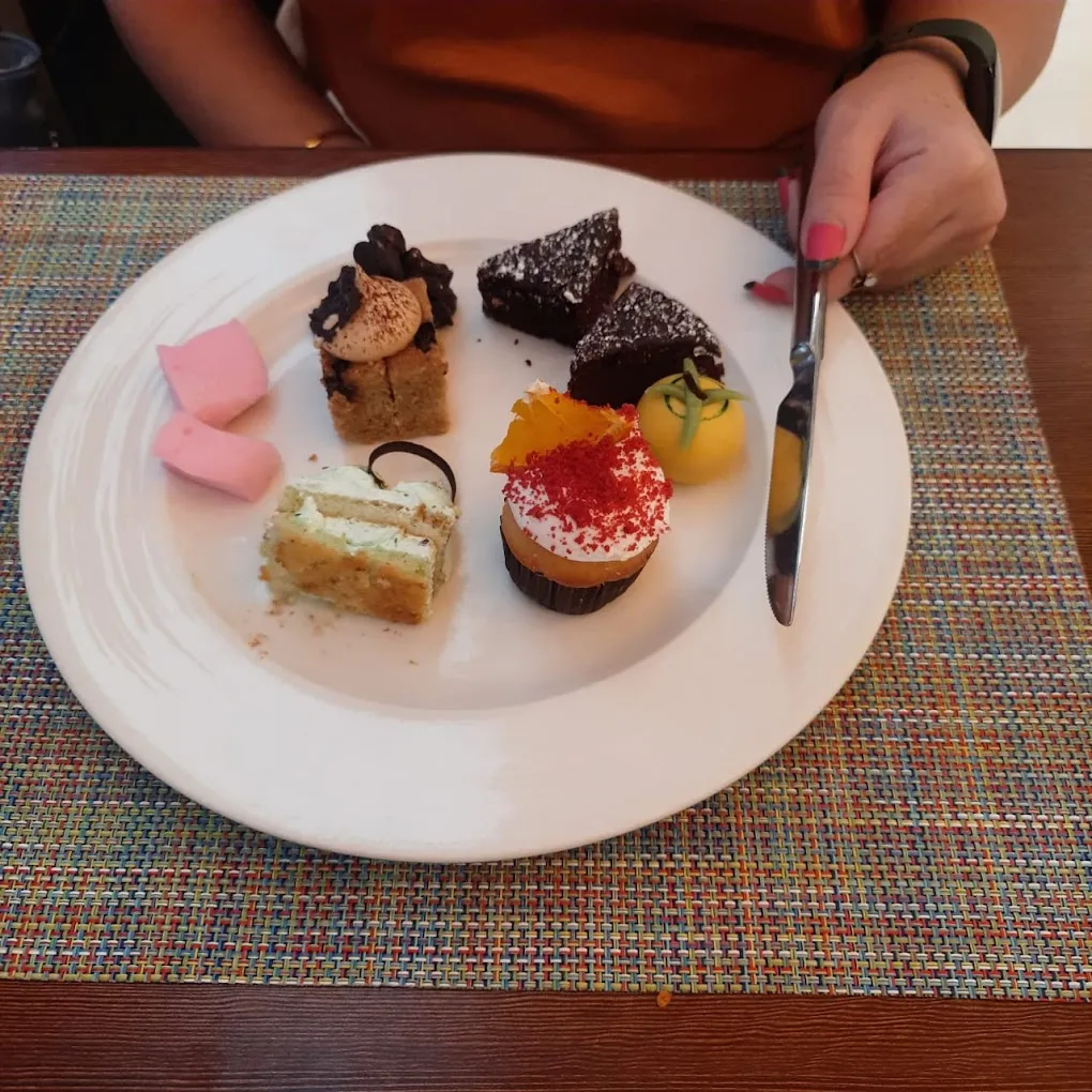 Rainbow Exclusively Veg Restaurant