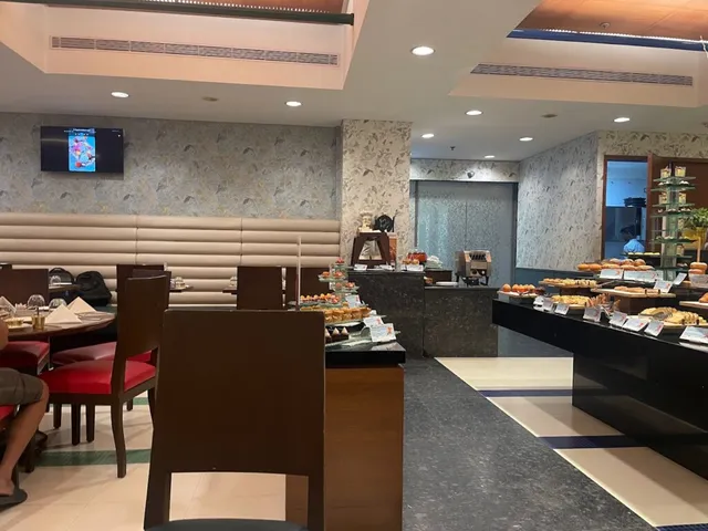 Rainbow Exclusively Veg Restaurant - 4